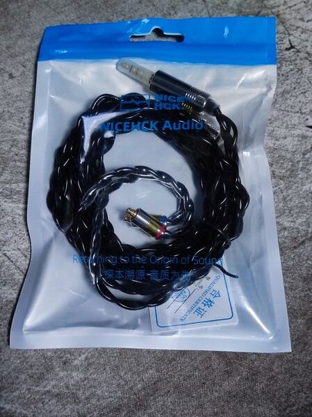 ほぼ未使用 NICEHCK BlackCat MMCX 3.5mm 亜鉛銅合金油浸漬ケーブル