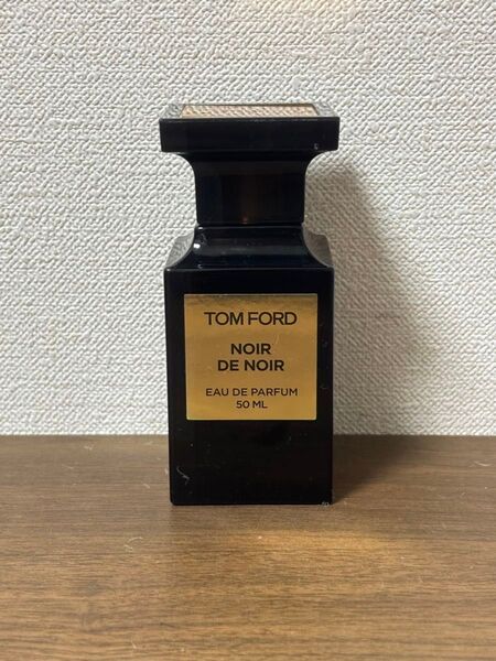 トムフォード ノワールデノワール オードパルファムスプレイ 50ml eee
