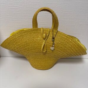 イタリア製 扇形デザインの黄色いかごバッグ