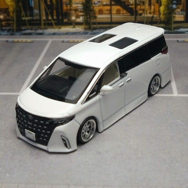 MASDI 1/64 2023 トヨタ アルファード① (カスタム品)