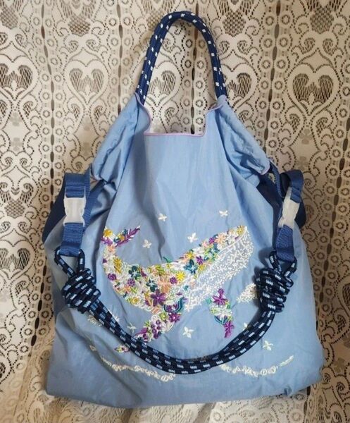 刺繍 花柄 クジラ デザイン トートバッグ◆ブルー◆ショルダーストラップ付き◆エコバック◆新品