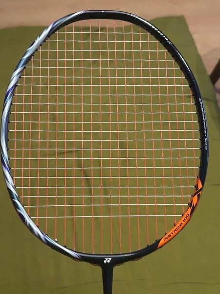 YONEX バドミントンラケット
