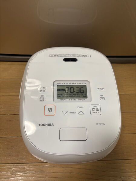 TOSHIBA(東芝)炊飯器 5.5合 真空IH RC-10VRV 2024年製