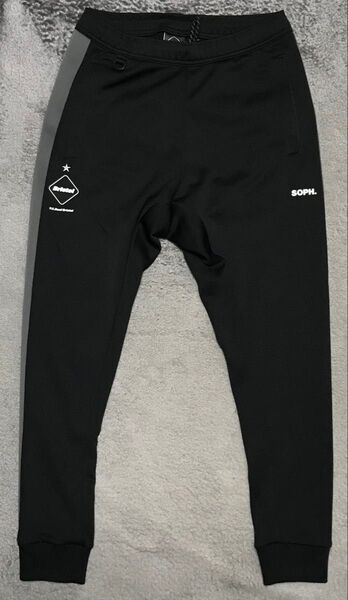 fcrb パンツ