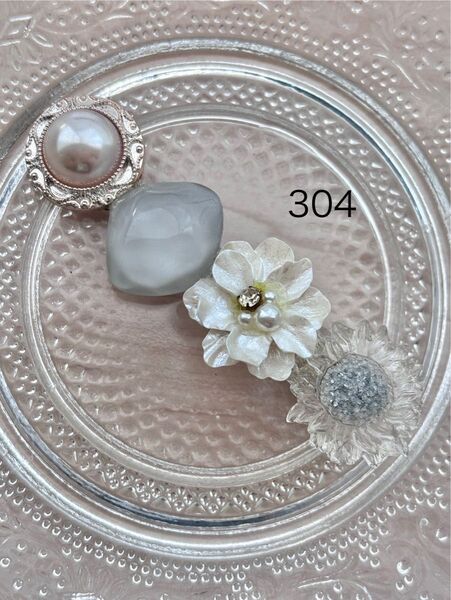 訳あり304 ヘアクリップ ハンドメイド ヘアアクセサリー フラワー グレー