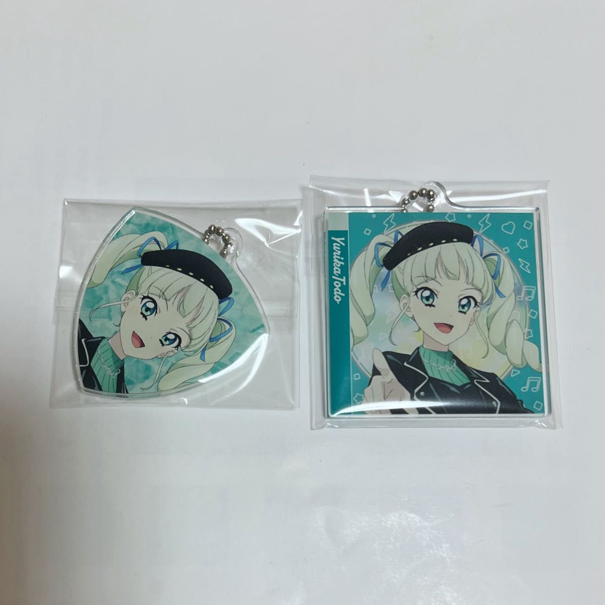 アイカツ タワレコ カジュアルロック 藤堂ユリカ 引き 缶バッジ 42個 アイカツ 缶バッジ 藤堂ユリカ タワレココラボ 10個|Yahoo