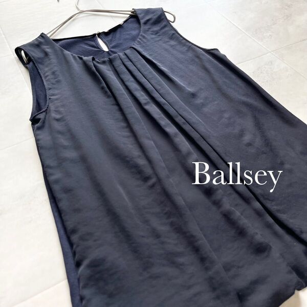 Ballsey ノースリーブプリーツブラウス M 洗える トゥモローランド