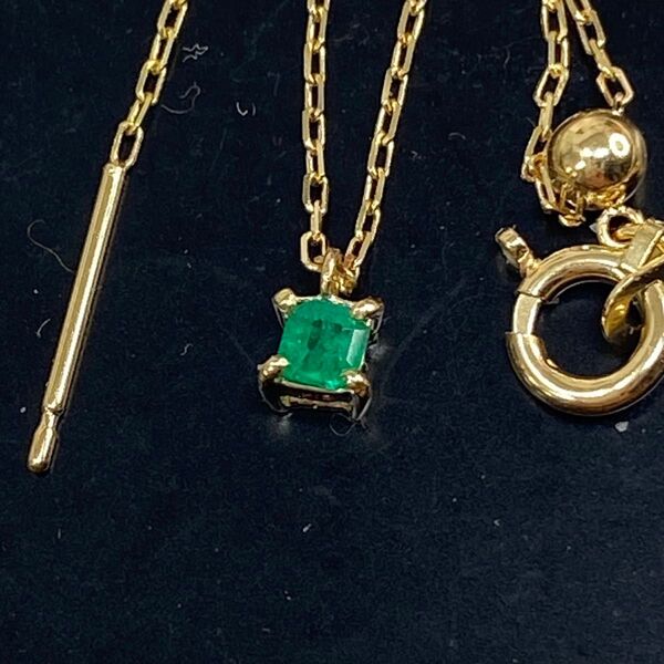 K18YG AU750 18金 天然エメラルド 0.08ct ネックレス