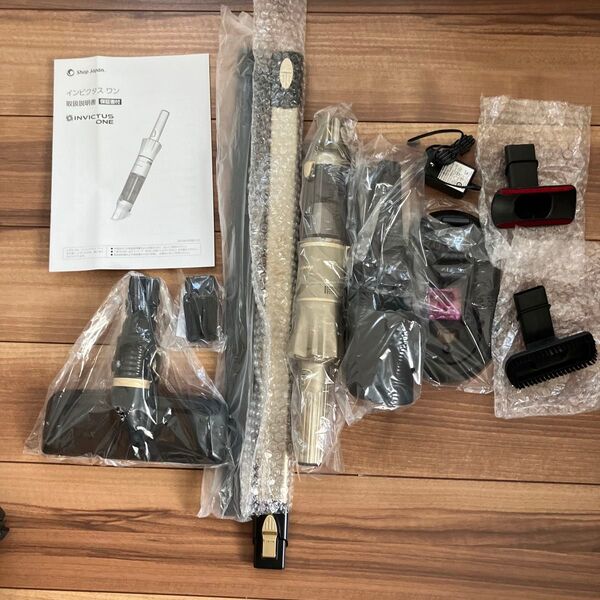 【正規品】インビクタス ワン コードレス掃除機 スティック掃除機 コンパクト 軽量 軽い 車掃除 スペシャルセット