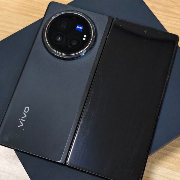 折りたたみスマホ Vivo X fold3 Pro 12GB+256GB 黒