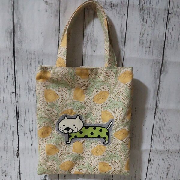 157 コットンこばやし 整列ねこアップリケ ペタンコトートバッグ ハンドメイド