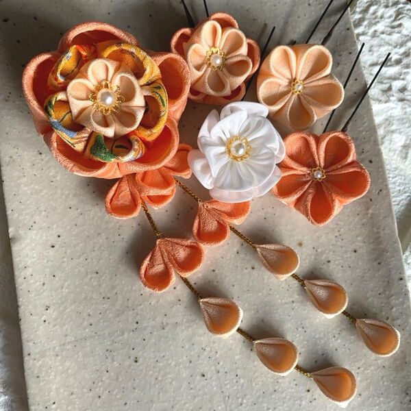 ハンドメイド つまみ細工 髪飾り セット 七五三 成人式 結婚式 ヘアピン 袴 振袖 着物 浴衣 コスプレ 赤 白 花 OR