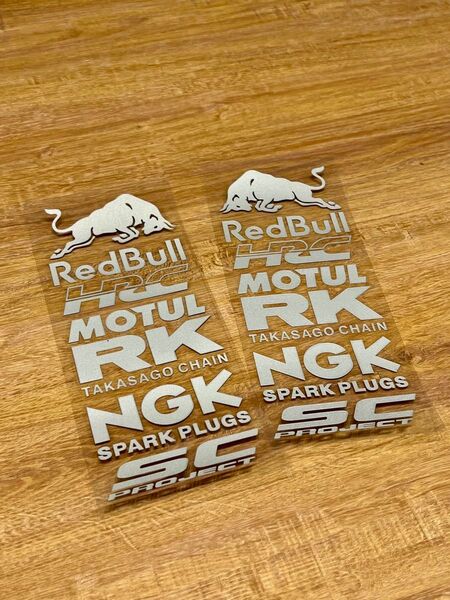 防水カッティングステッカー RedBull HRC(白)