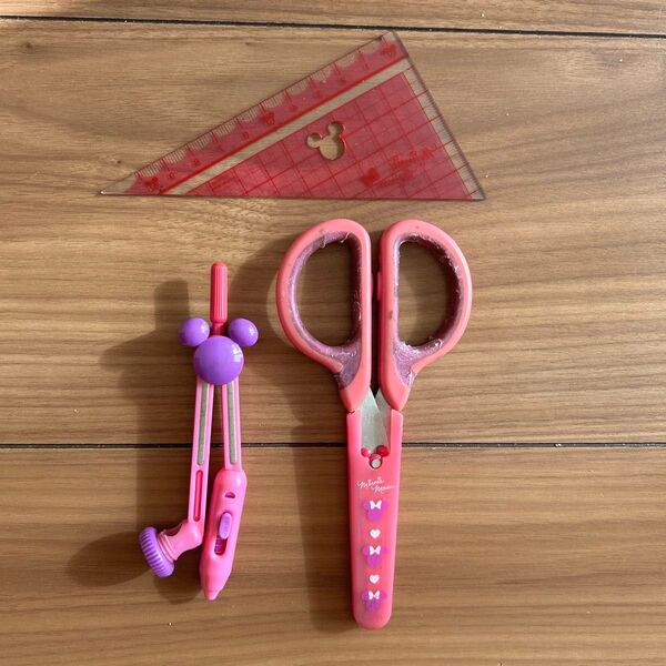 ディズニー ミニーマウス 三角定規 コンパス はさみ 文房具セット ピンク