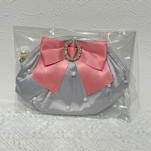 【新品】Maison de FLEUR メゾンドフルール ラインストーンのリボン|3D立体感パールの飾り ポーチ blue 1点