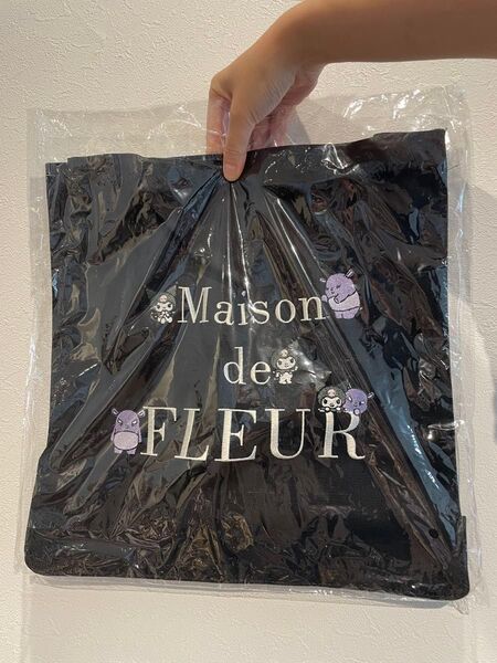 【新品】Sanrio サンリオ x Maison de FLEUR メゾンドフルール トートバッグ【Kuromi クロミ】1点