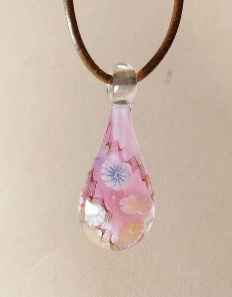 【とんぼ玉】●美品●作家もの●ドロップ型水中花●コレクション●33×13㎜