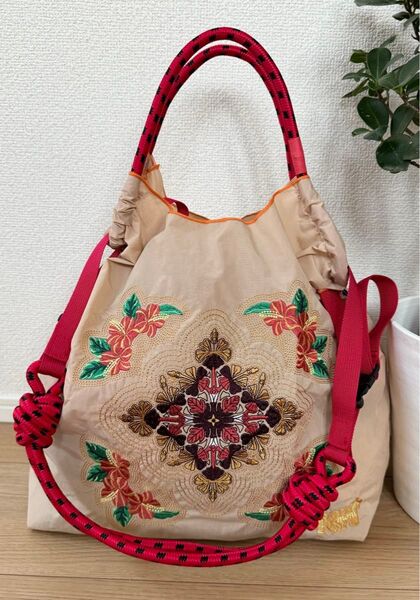 【刺繍 エコバッグ + 赤ストラップ付き】トートバッグサイズM