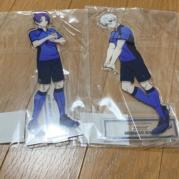 ブルーロック アクリルスタンド 凪誠士郎 御影玲王 試合前の準備中 アクスタ