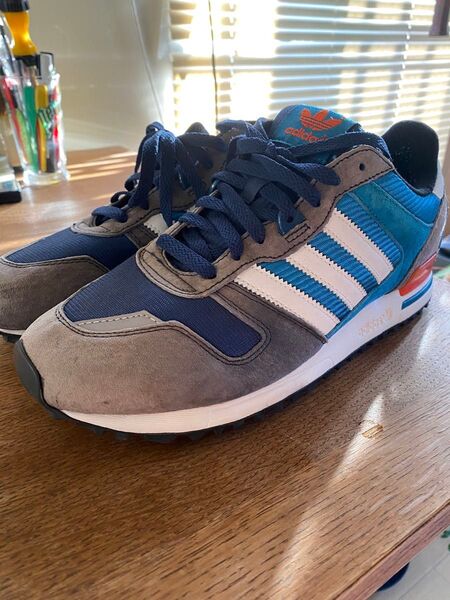 アディダス オリジナルス スニーカー 27cm シューズ 靴 zx700