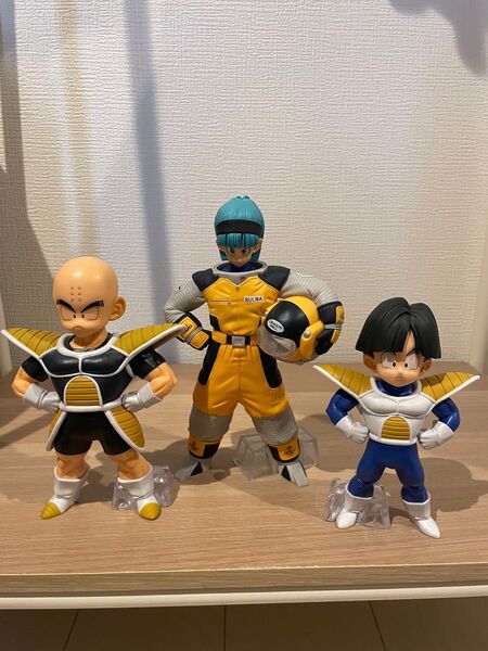 ドラゴンボール フィギュア 一番くじBATTLE ON PLANET NAMEK B賞 クリリン C賞 孫悟飯 ブルマ