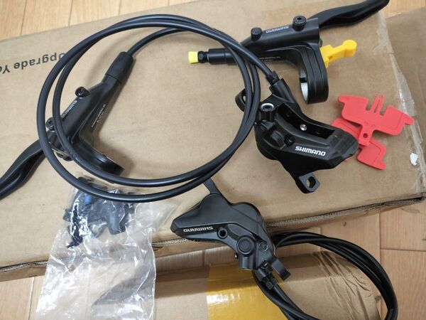 新品 SHIMANO BR-MT420 油圧ブレーキ レバーセット 4ポッド