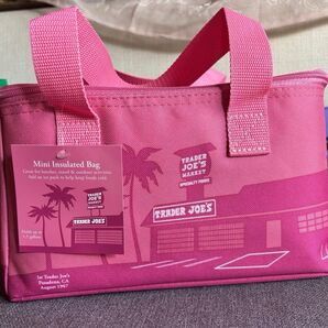 トレーダージョーズ 保冷バックミニサイズ 限定色ピンク 新品未使用