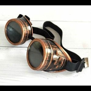 ゴーグル スチームパンク 仮装 コスプレ 男女兼用 アンティークゴールド ハロウィン ゴシック 蒸気機関 レトロ サイバーパンク