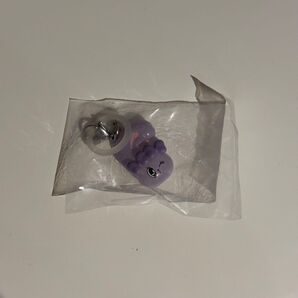 エスターバニー ガチャガチャ めじるしアクセサリー 紫
