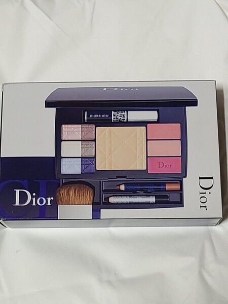 新品 未使用 Dior Travel Studio メイクパレット コスメ アイシャドウ トラベルメイクアップパレット