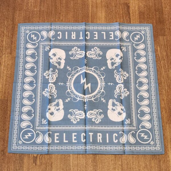 新品 非売品 ELECTRIC バンダナ エレクトリック BLUE WHITE BANDANA ハンカチ スカーフ