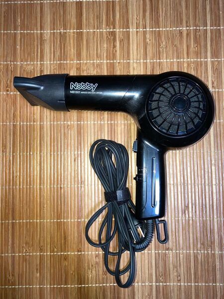 Nobby NB1501 マイナスイオンヘアドライヤー 黒
