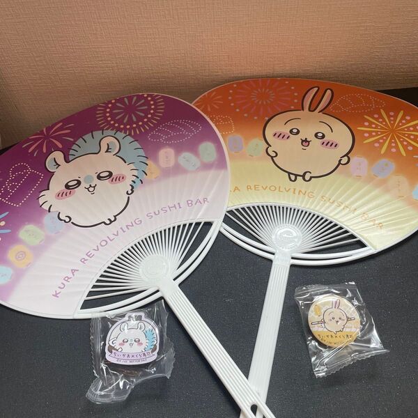 ちいかわ くら寿司 うさぎ モモンガ 労働の鎧しん うちわ マグネットシート 缶バッジ