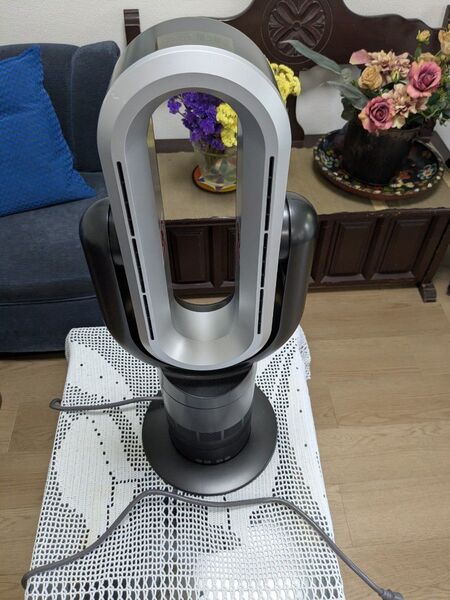 Q8-PRO Hot + Cool AM09 ファンヒーター 扇風機 シルバー