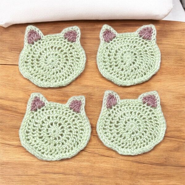 ネコのコースター ワッペン 4枚セット かぎ針編み ハンドメイド