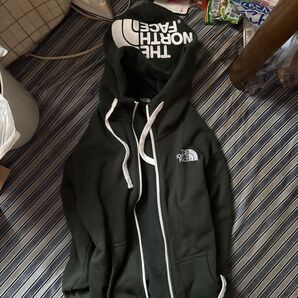 ノースフェイス グレー ジップスウェットパーカー HALF