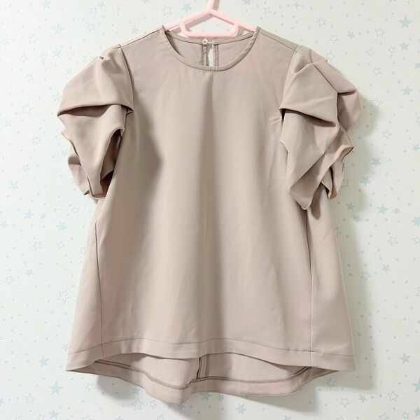 ジネス Jines 半袖 トップス ブラウス フリル 無地 フェミニン 春夏 ゆったり 美品