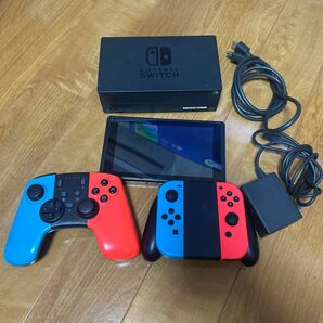 Nintendo Switch Joy-Con (L)ネオンブルー/(R)ネオンレッド HAC001
