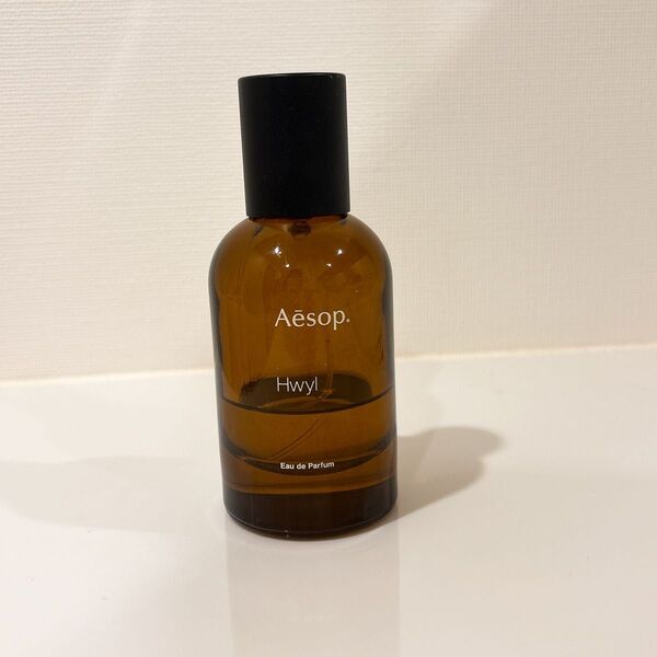 Aesop ヒュイル オードパルファム 50ml