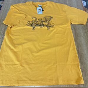 新品未使用 タコ スケボー Tシャツ マスタードイエロー