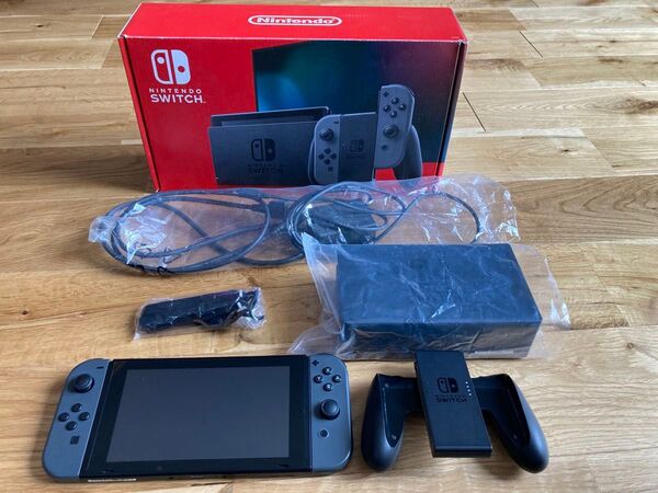 Nintendo Switch グレー (Joy-Con左側難あり)