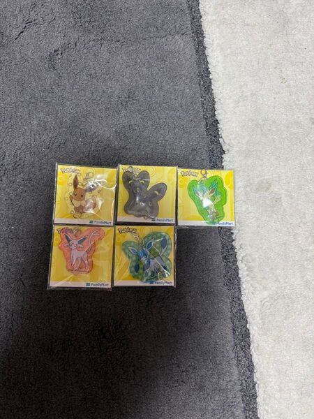 ポケモン ファミリーマート ファミマ イーブイ ブイズ アクリルキーホルダーセット コンプセット 新品未開封 5種 第二弾