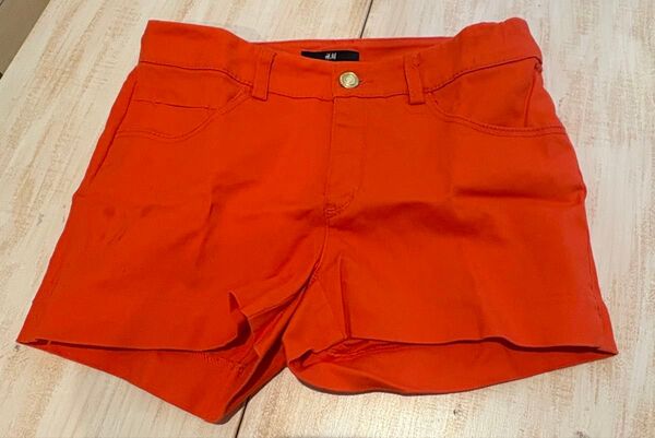希少品!H&M オレンジ色 ショートパンツ ショートパンツ
