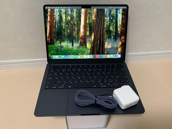 Apple MacBook Air 13インチM3 2024