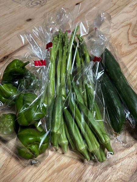 新鮮な野菜詰め合わせ アスパラ、オクラ、ピーマン、キュウリ 野菜セット 宅急便コンパクト常温