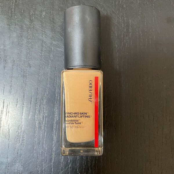 SHISEIDO メーキャップ シンクロスキン ラディアントリフティング ファンデーション