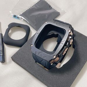 高級メタルケース Apple Watch 9 8 7 45mm 6 SE 44mmバンド カバー付き ブラック - ローズゴールド