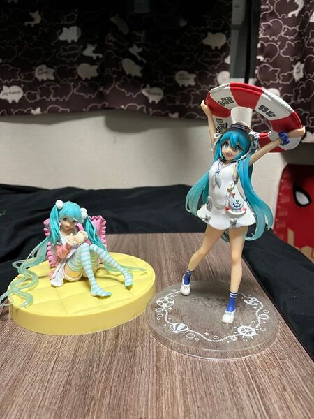【箱無しジャンク】初音ミクフィギュア2体セット