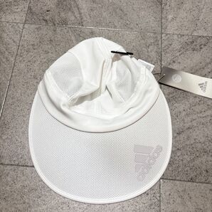 アディダス キャップ 白 新品未使用 サンバイザー ゴルフウェア ホワイト 帽子