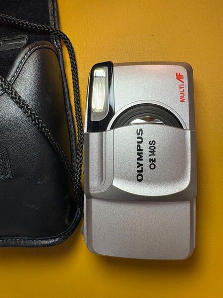 OLYMPUS フィルムカメラ OZ140S シルバー ケース付き 美品